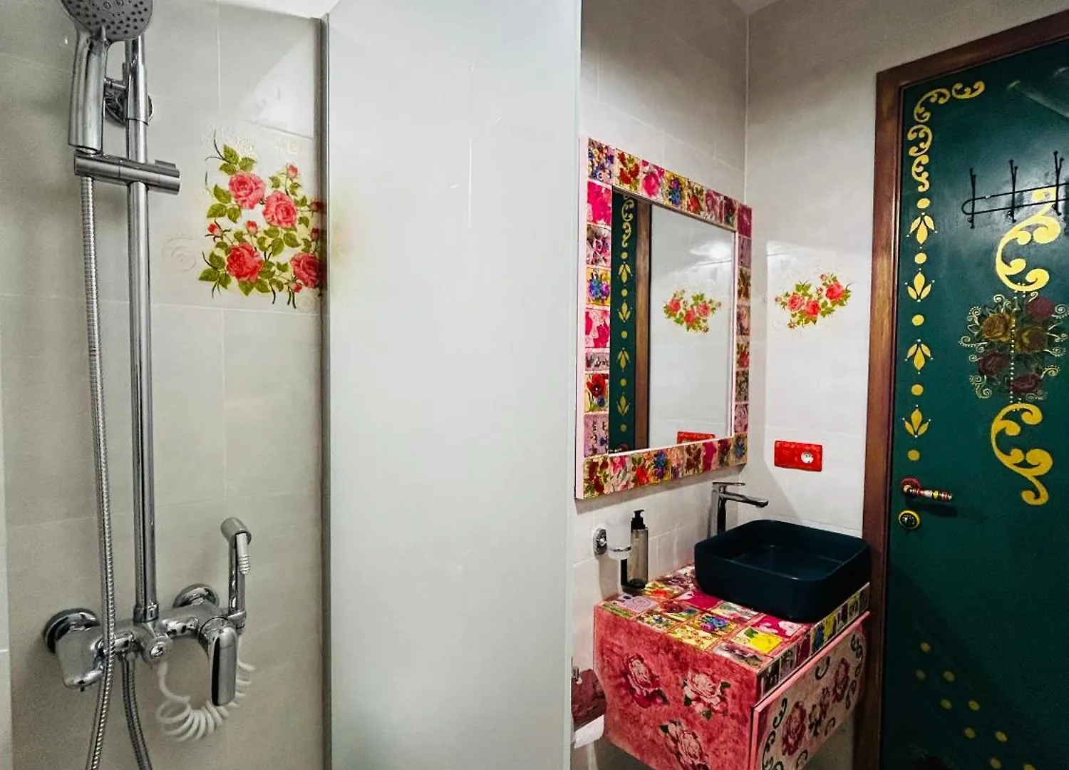 ****  Hotel Zerta Old Tbilisi Georgia