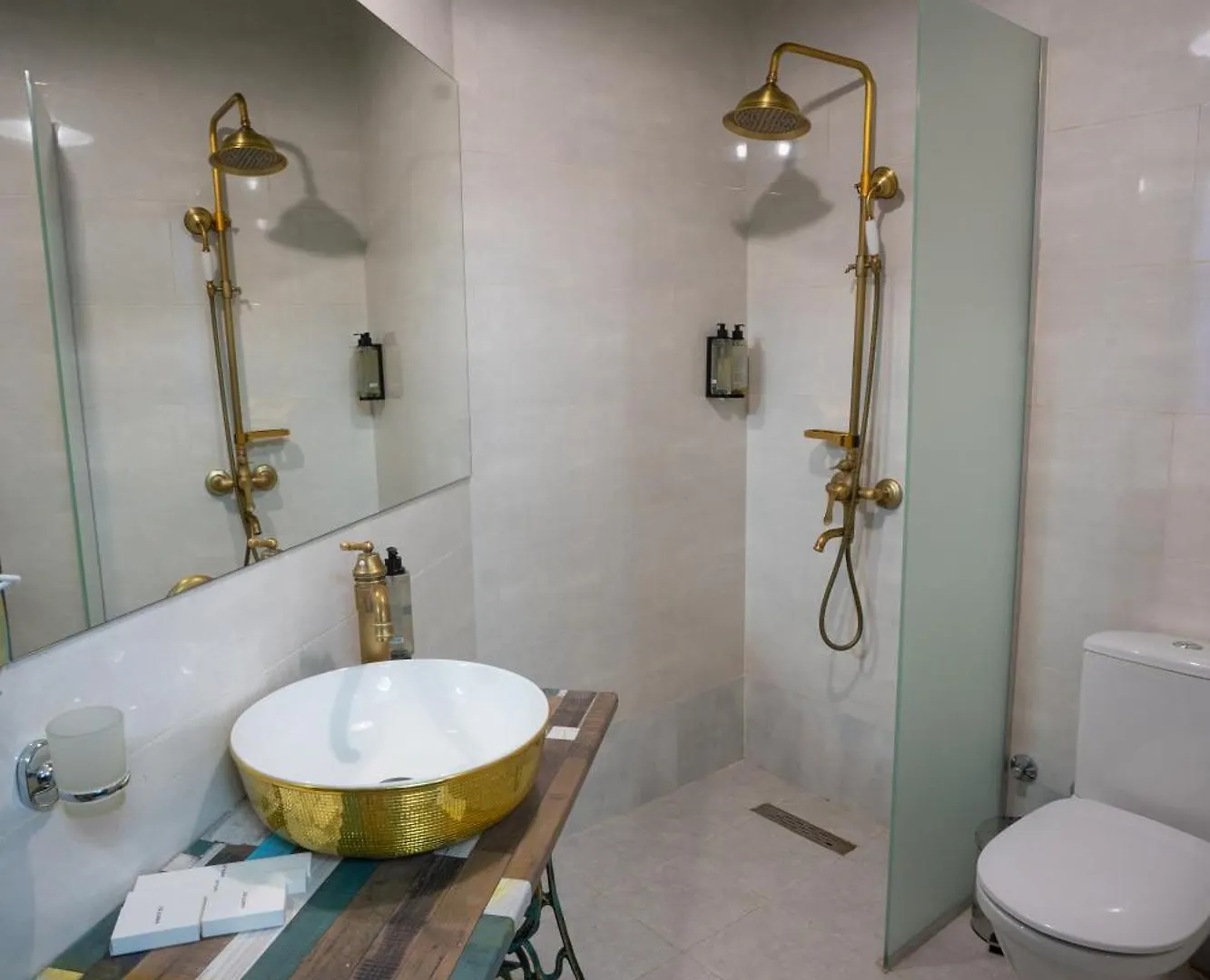 ****  Hotel Zerta Old Tbilisi Georgia